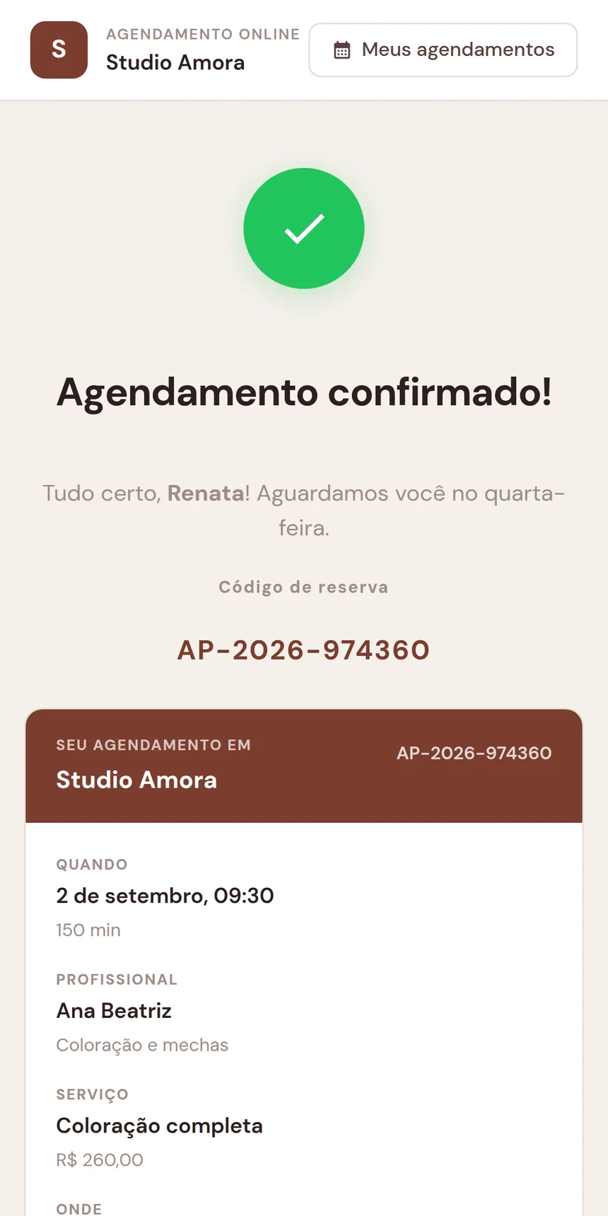 Confirmação de agendamento online no celular, com código de reserva